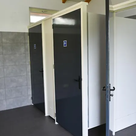 Кемпинг Pod 3 Persoons Lindershoeve *